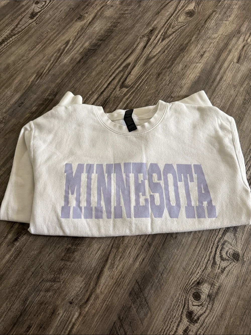 Gildan White Women’s Sweatshirt with Purple MINNESOTA Print